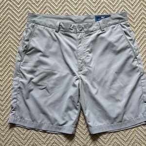 Men’s Vineyard Vines Dry fit shorts